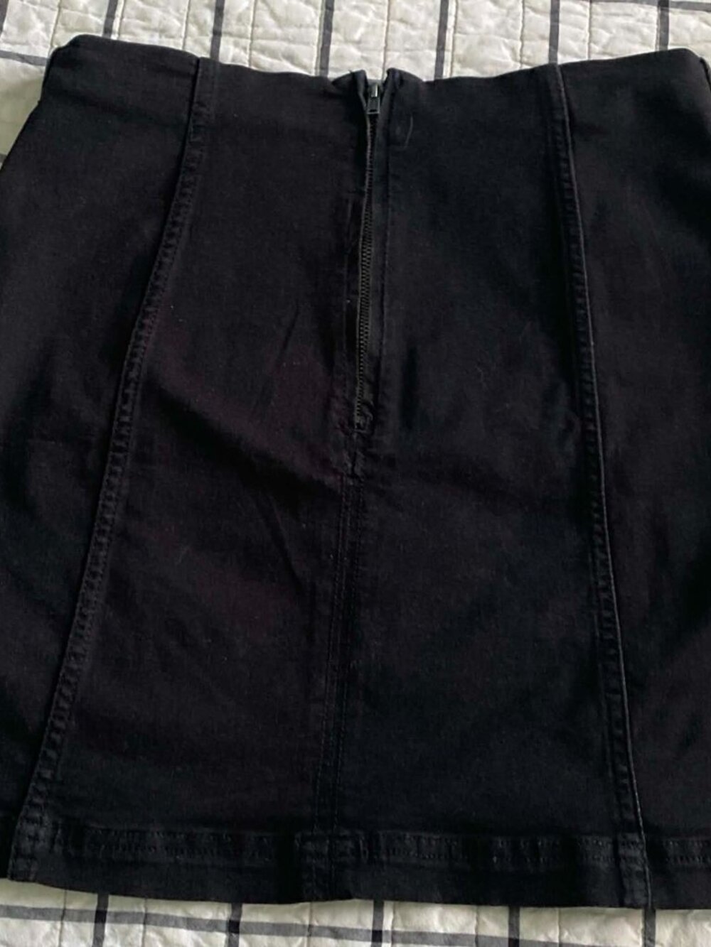 Free People Straight Mini Skirt Women's Size 6 Black Zipper Closure Stretch Rock